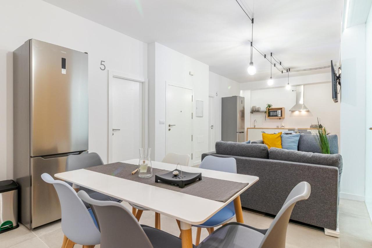 Flatguest Paez Suites لاس بالماس دي غران كاناريا المظهر الخارجي الصورة